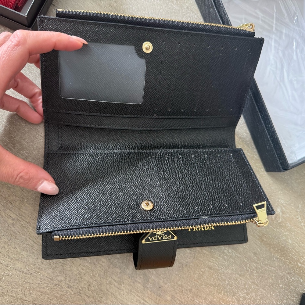 Wallet - Picture 2 of 7